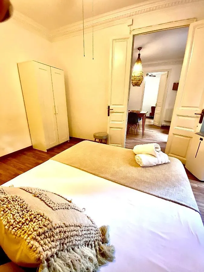Hostal Albergue Alani Montjuic Barcelona